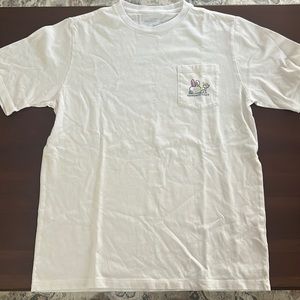 Vineyard vines Easter tee